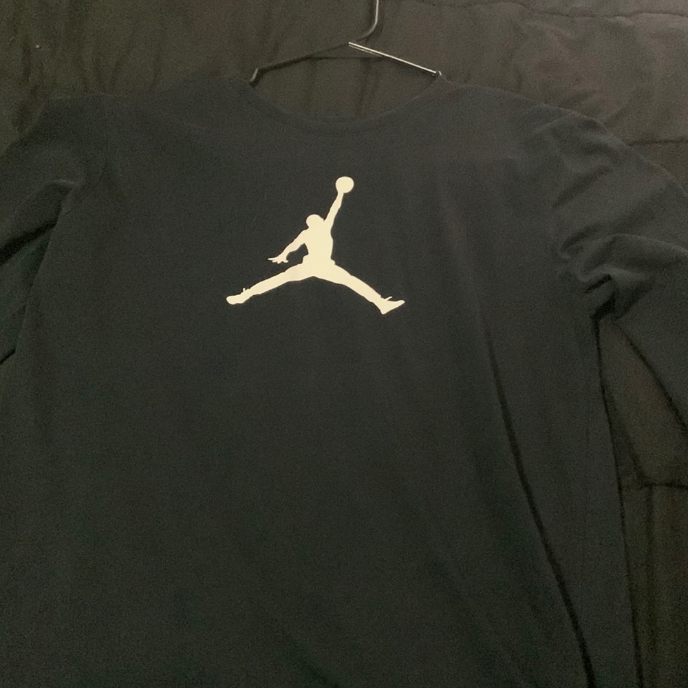 Black Jordan dri fit long sleeve